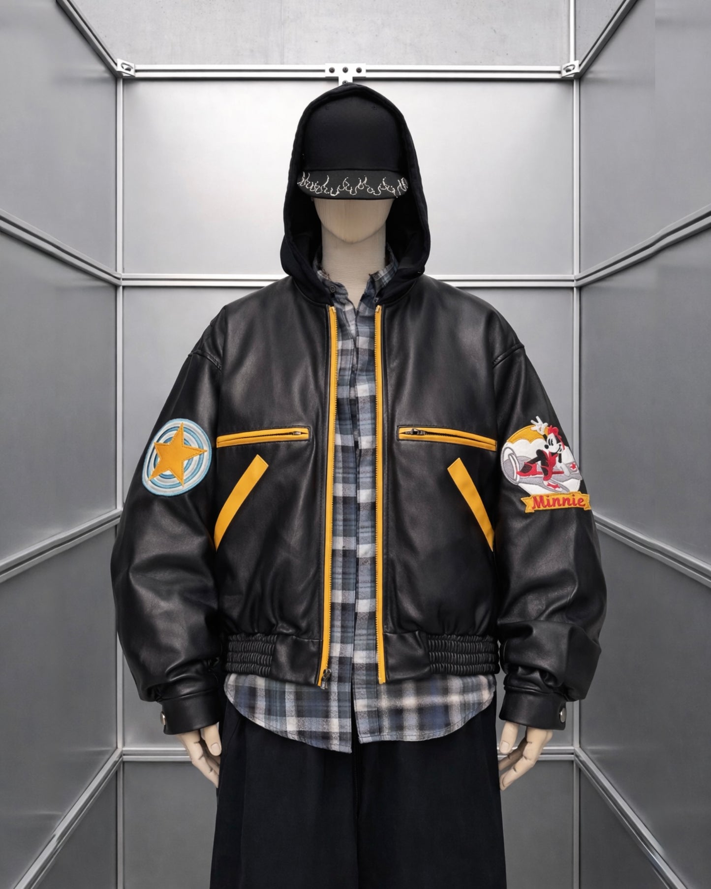 AIRBORNE MINNIE BOMBER 1 of 1